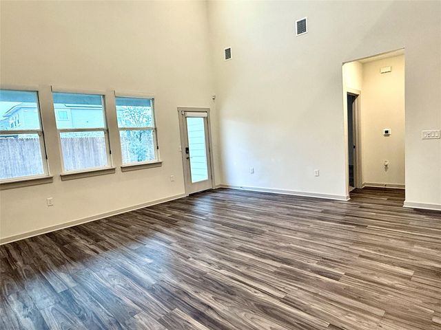 13916 Lubeck DR, Pflugerville, TX 78660