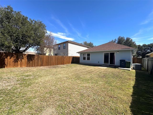 5604 Man O War Stretch DR, Del Valle, TX 78617