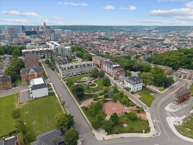 1931 Bigelow Street, Cincinnati, OH 45219