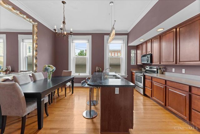 1931 Bigelow Street, Cincinnati, OH 45219