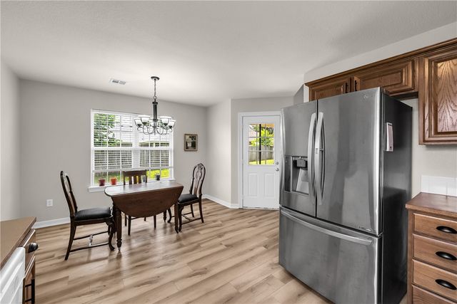 511 Dewberry Lane, Centerton, AR 72719