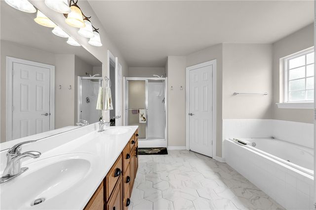 511 Dewberry Lane, Centerton, AR 72719