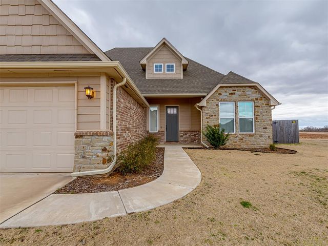 509 Carlow Way, Yukon, OK 73099