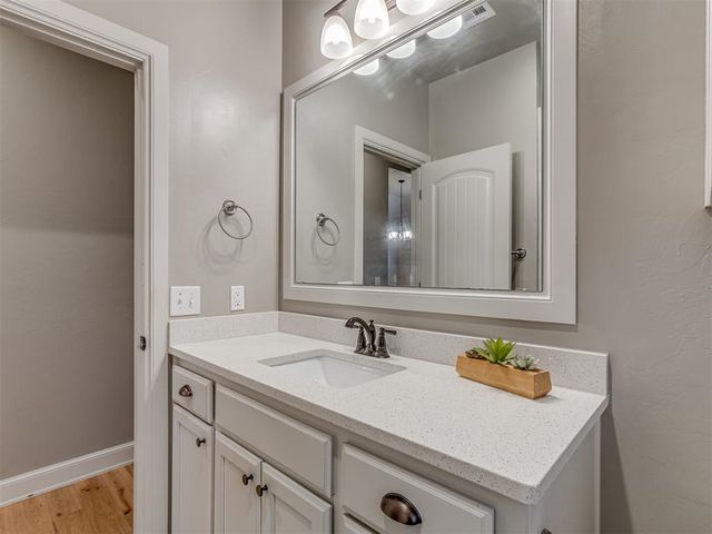 509 Carlow Way, Yukon, OK 73099