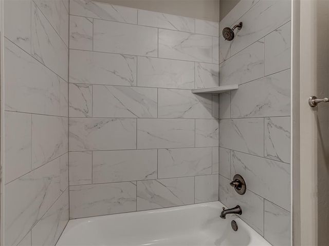 509 Carlow Way, Yukon, OK 73099