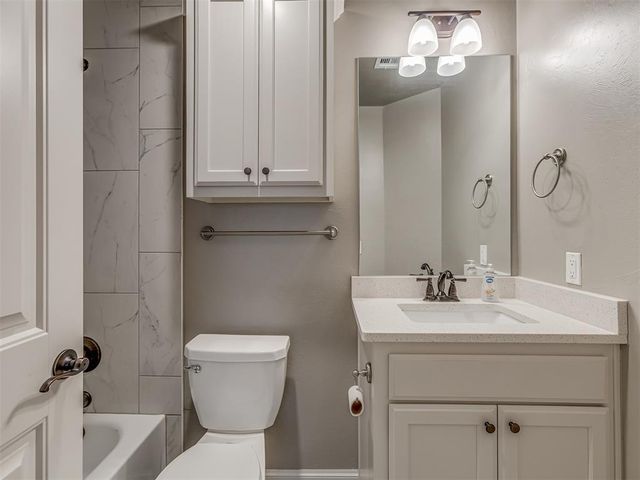 509 Carlow Way, Yukon, OK 73099