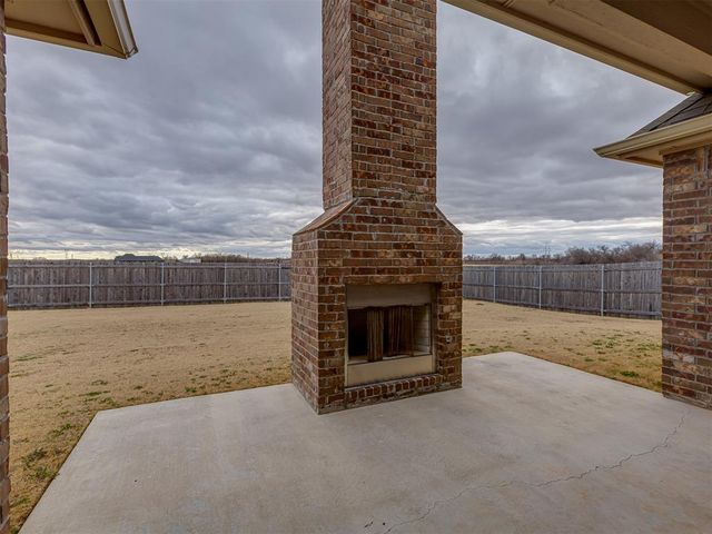 509 Carlow Way, Yukon, OK 73099