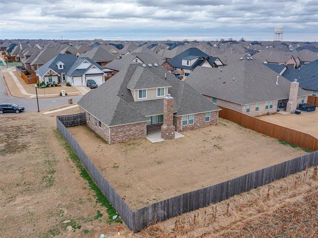509 Carlow Way, Yukon, OK 73099