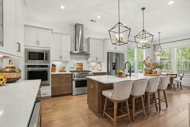 6436 Berg St., Murrells Inlet, SC 29576