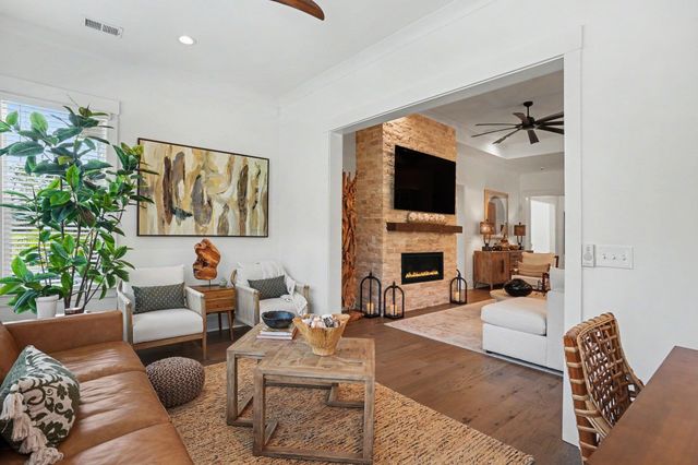 6436 Berg St., Murrells Inlet, SC 29576