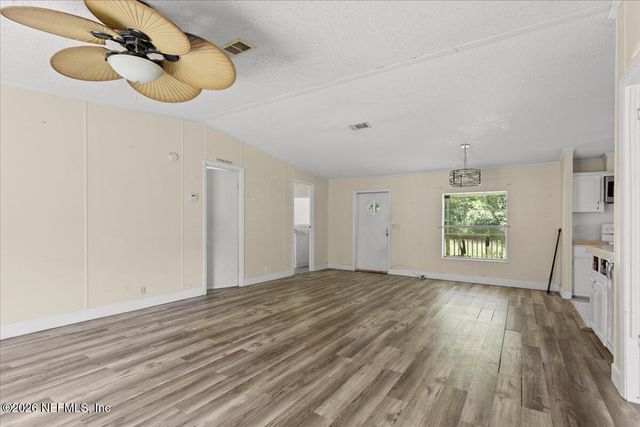 24027 NW 183RD AVE Avenue, High Springs, FL 32643