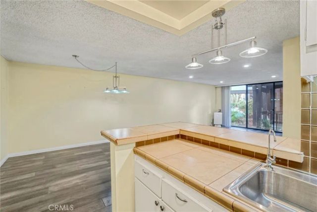 8650 Gulana, Playa Del Rey, CA 90293