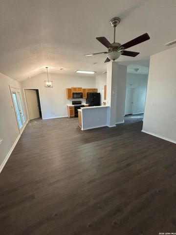 8206 Coppergate, Converse, TX 78109