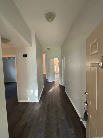 8206 Coppergate, Converse, TX 78109
