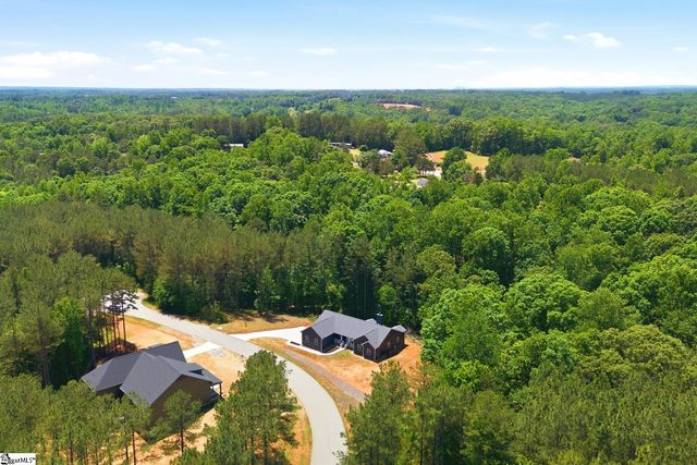 912 Watercrest Road, West Union, SC 29696