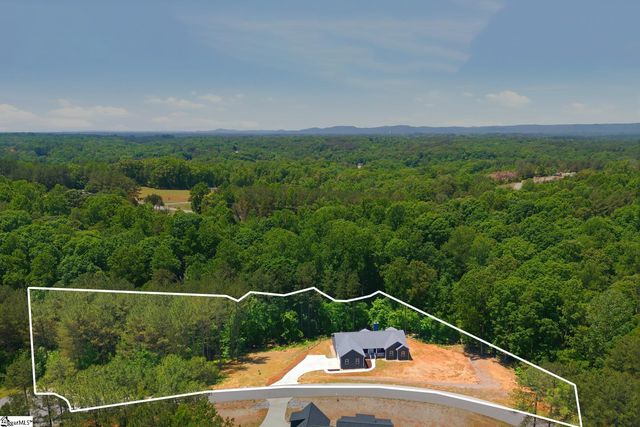 912 Watercrest Road, West Union, SC 29696