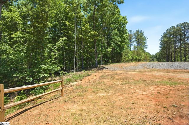 912 Watercrest Road, West Union, SC 29696