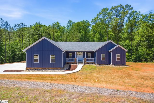 912 Watercrest Road, West Union, SC 29696