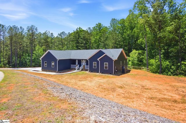 912 Watercrest Road, West Union, SC 29696