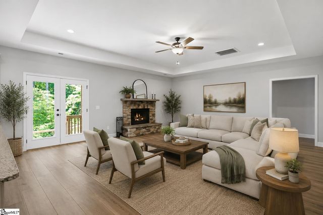 912 Watercrest Road, West Union, SC 29696