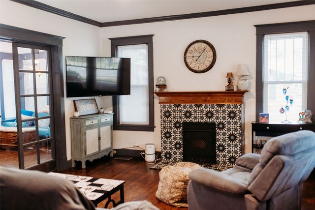 1021 Park Avenue, Bonham, TX 75418