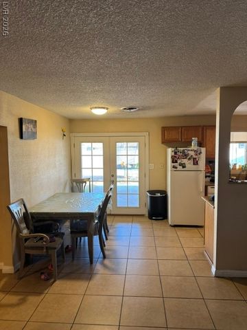 4102 East Ogden Avenue, Las Vegas, NV 89110