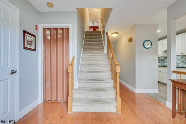 46 Carlisle Ct, Franklin Twp., NJ 08873