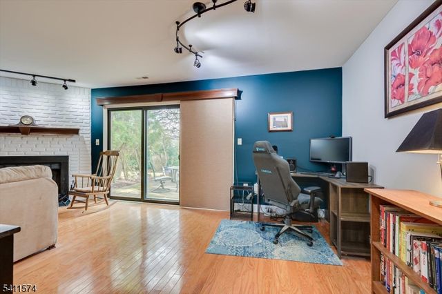 46 Carlisle Ct, Franklin Twp., NJ 08873