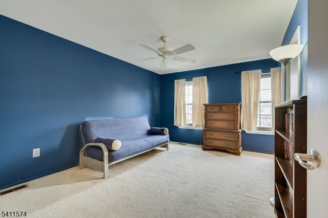 46 Carlisle Ct, Franklin Twp., NJ 08873