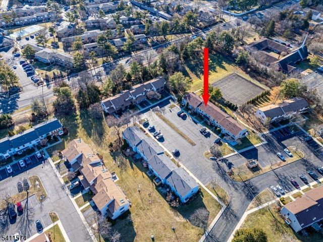 46 Carlisle Ct, Franklin Twp., NJ 08873