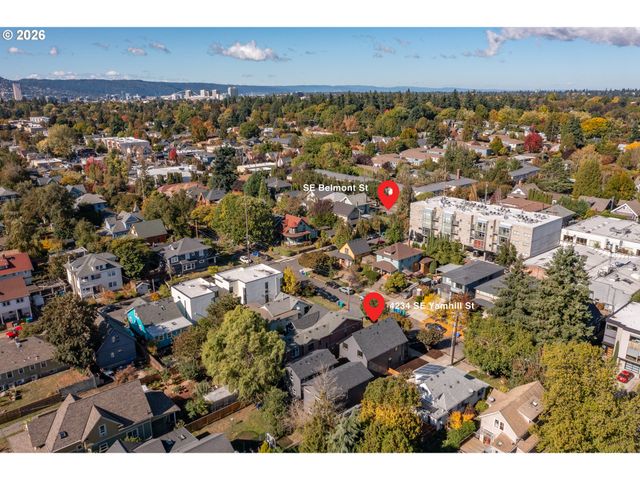 4234 Se YAMHILL St, Portland, OR 97215