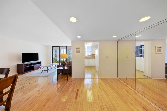 18181 NE 31st Court 804, Aventura, FL 33160