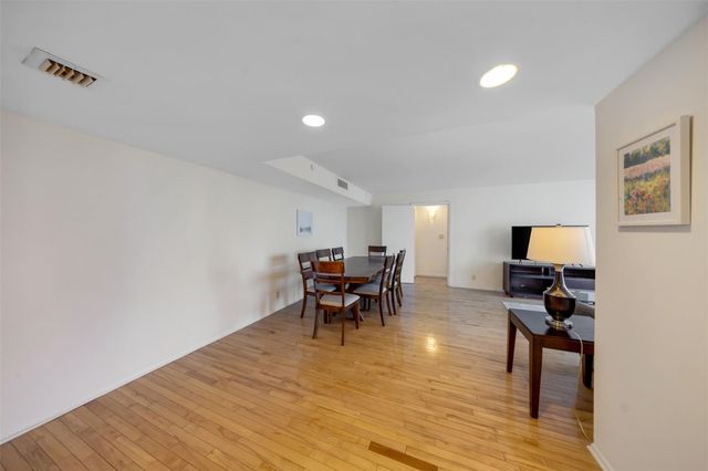 18181 NE 31st Court 804, Aventura, FL 33160