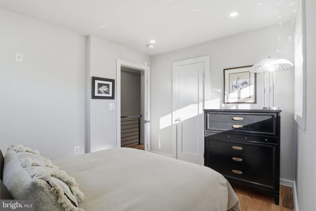 1111 ANACOSTIA RD SE, Washington, DC 20019