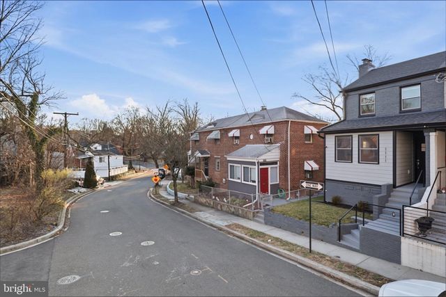 1111 ANACOSTIA RD SE, Washington, DC 20019