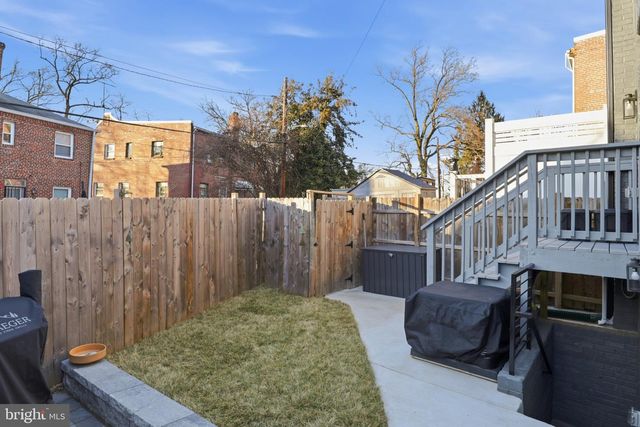 1111 ANACOSTIA RD SE, Washington, DC 20019