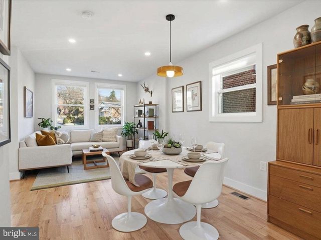 1111 ANACOSTIA RD SE, Washington, DC 20019