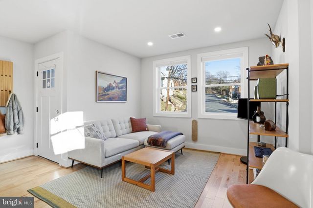 1111 ANACOSTIA RD SE, Washington, DC 20019