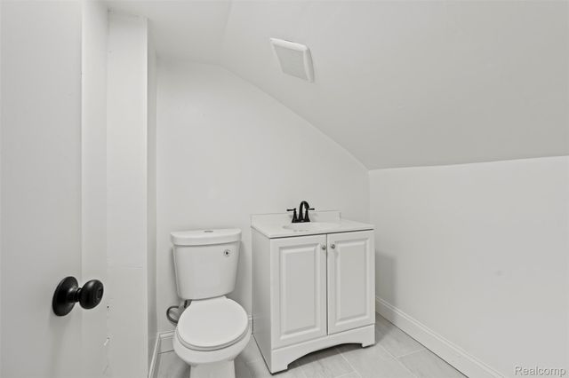 1329 Grant Avenue, Lincoln Park, MI 48146