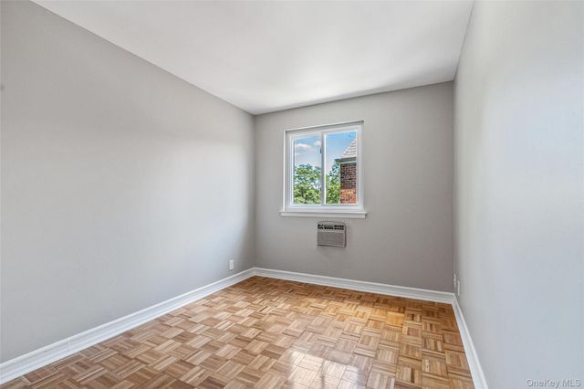 175-03 Peck Avenue 2 Floor, Fresh Meadows, NY 11365
