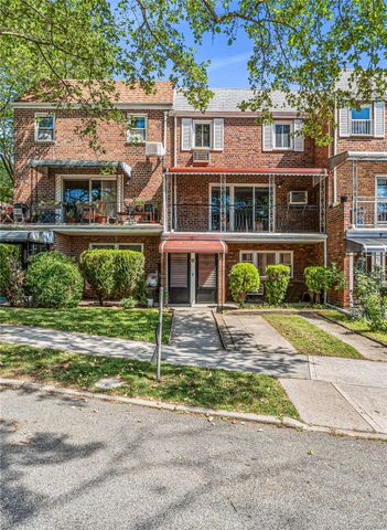 175-03 Peck Avenue 2 Floor, Fresh Meadows, NY 11365