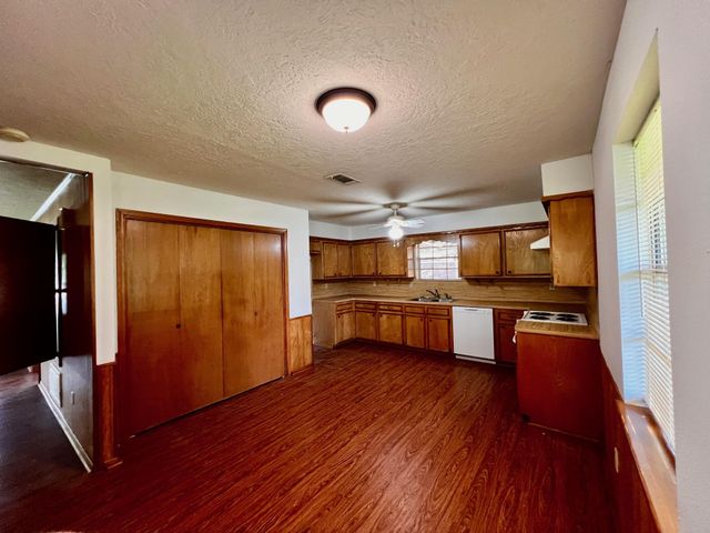 10723 Windswept, Montgomery, TX 77356