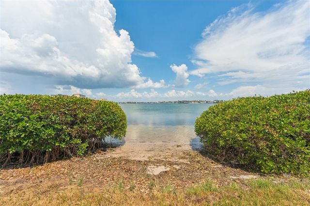 6158 PALMA DEL MAR BLVD S 505, St Petersburg, FL 33715