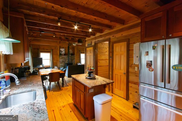 474 Clara Drive, Whitesburg, GA 30185