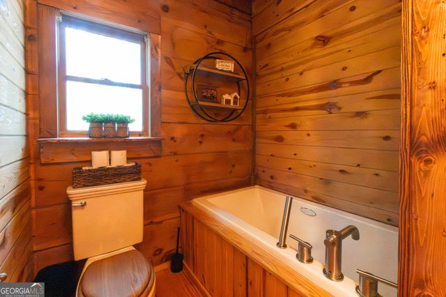 474 Clara Drive, Whitesburg, GA 30185