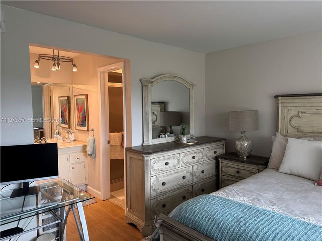 9310 Sunrise Lakes Blvd 304, Sunrise, FL 33322