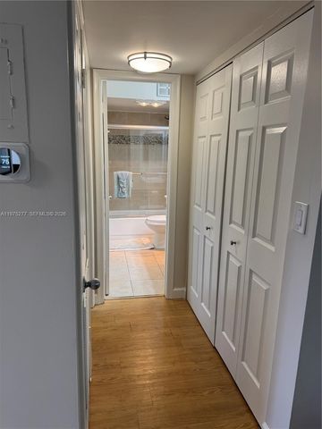 9310 Sunrise Lakes Blvd 304, Sunrise, FL 33322