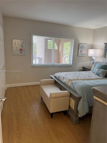 9310 Sunrise Lakes Blvd 304, Sunrise, FL 33322