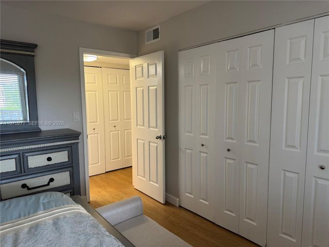 9310 Sunrise Lakes Blvd 304, Sunrise, FL 33322