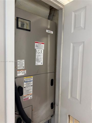 9310 Sunrise Lakes Blvd 304, Sunrise, FL 33322